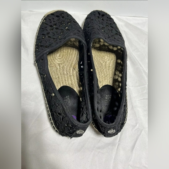 Michael Kors MK Darci Perforated Slip On Espadrille Black Size 8.5 - Picture 5 of 7